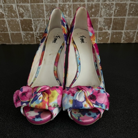 🌈 Multicolour high heels - Picture 2 of 2